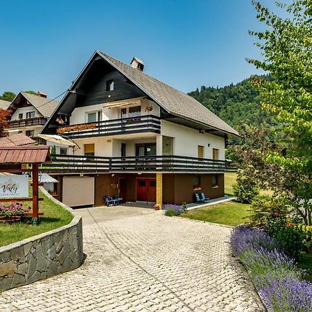 Apartment Valy - Free Bikes, Relaxing Terrace & Near Bled Kültér fotó